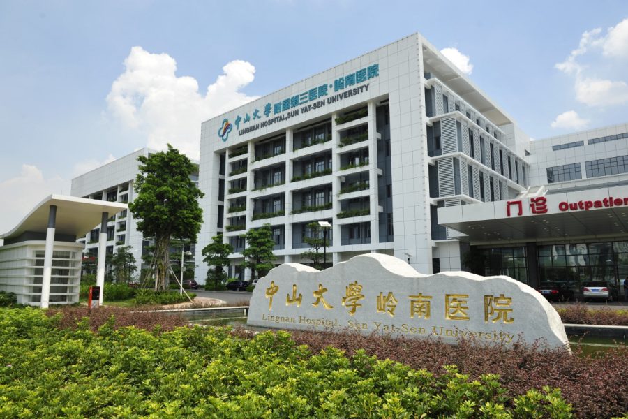太平鸟 中长款风衣外套